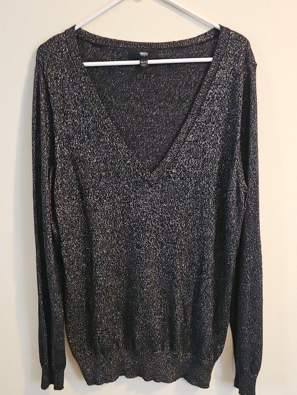 Black Gold Metallic V-Neck Pullover